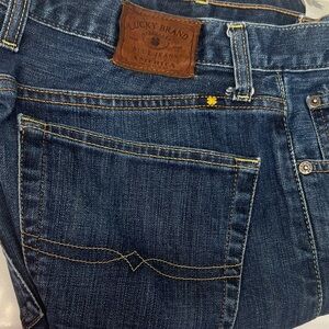 Lucky Brand Men's Dark Blue Denim Jeans size 33 x 30